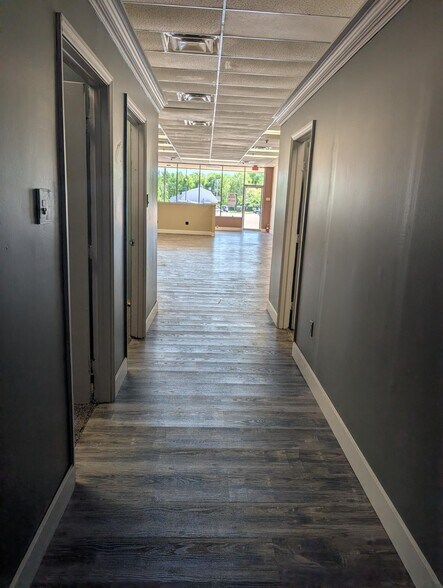 More Photos Of 935 S South St, Wilmington Unknown For Lease