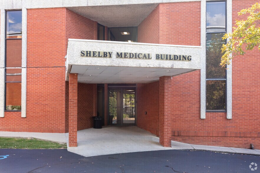 More Photos Of 644 2nd St, Alabaster Medical For Lease