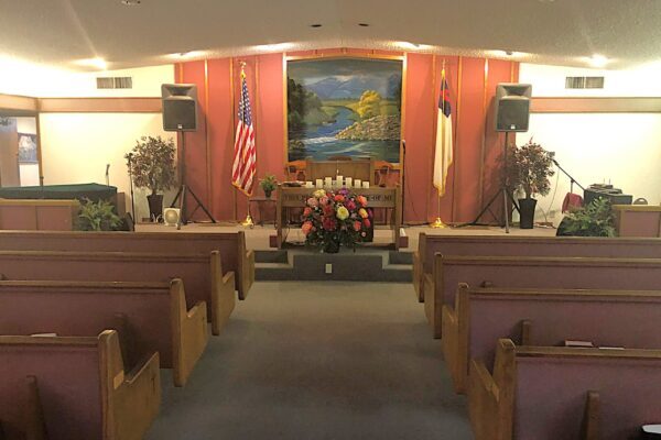 More Photos Of 915 Country Club Rd, Cleburne Religious Facility For Sale