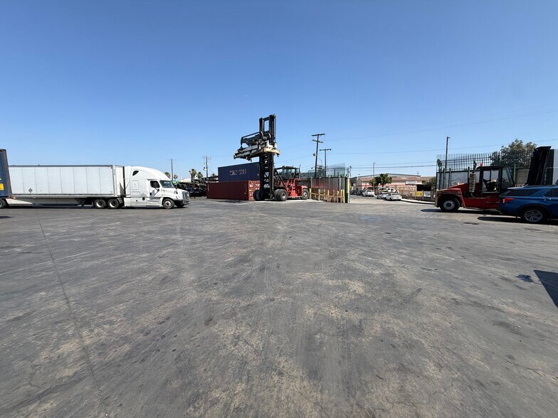 More Photos Of 1520 E Pacific Coast Hwy, Wilmington Land For Lease