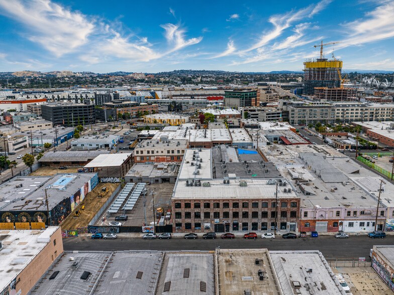 More Photos Of 440 Seaton St, Los Angeles Loft Creative Space For Lease