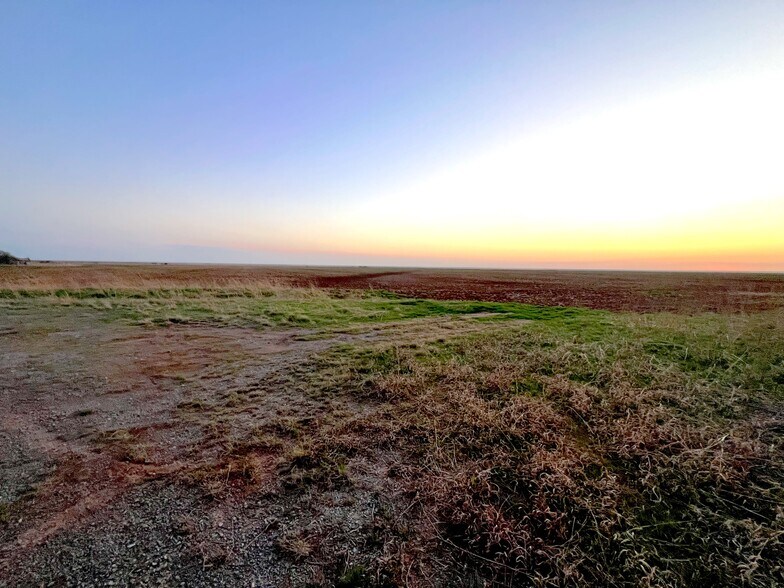 More Photos Of 1st St & Wilburn Ave St, Hollister Contractor Storage Yard For Sale