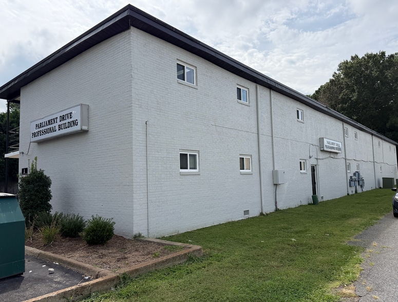 More Photos Of 5541 Parliament Dr, Virginia Beach Loft Creative Space For Sale