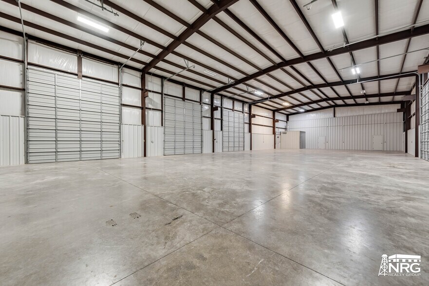 More Photos Of 2810 County Rd 130 rd, Midland Warehouse For Sale