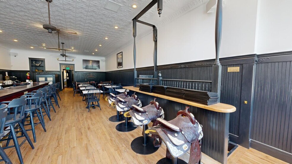 More Photos Of 300 W Third St, Lake City Restaurant For Sale