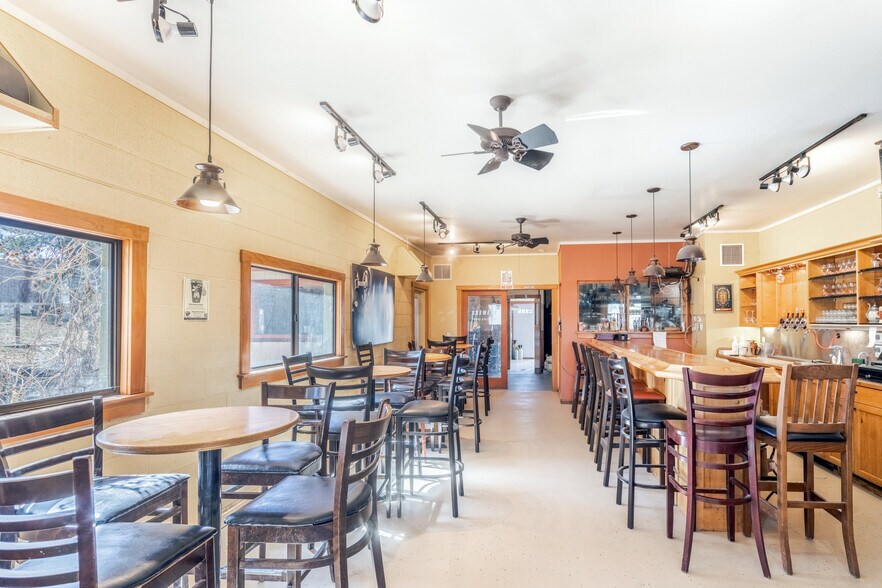 More Photos Of 100 N Pagosa Blvd, Pagosa Springs Freestanding For Sale