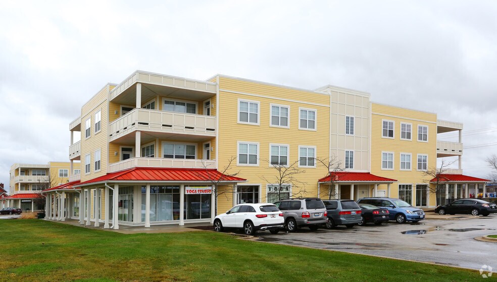 Primary Photo Of 960-970 Harris Rd, Grayslake Coworking Space