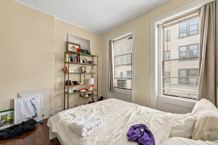 More Photos Of 204 3rd St, Hoboken Storefront Retail Residential For Sale