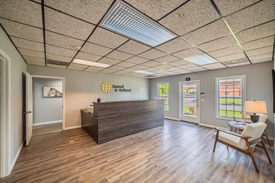 More Photos Of 3140 Parisa Dr, Paducah Office For Sale