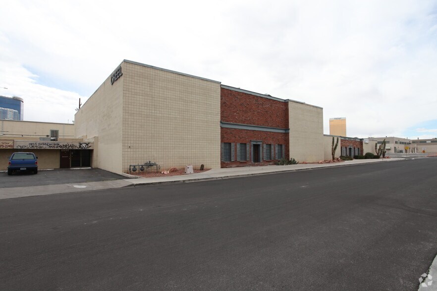 More Photos Of 2650 Westwood Dr, Las Vegas Warehouse For Sale