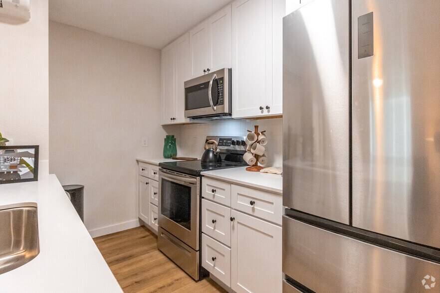 More Photos Of 1519 Annex Ave, Dallas Apartments For Sale