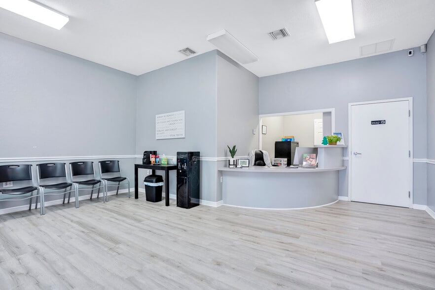 More Photos Of 901-911 N Central Ave, Kissimmee Medical For Sale
