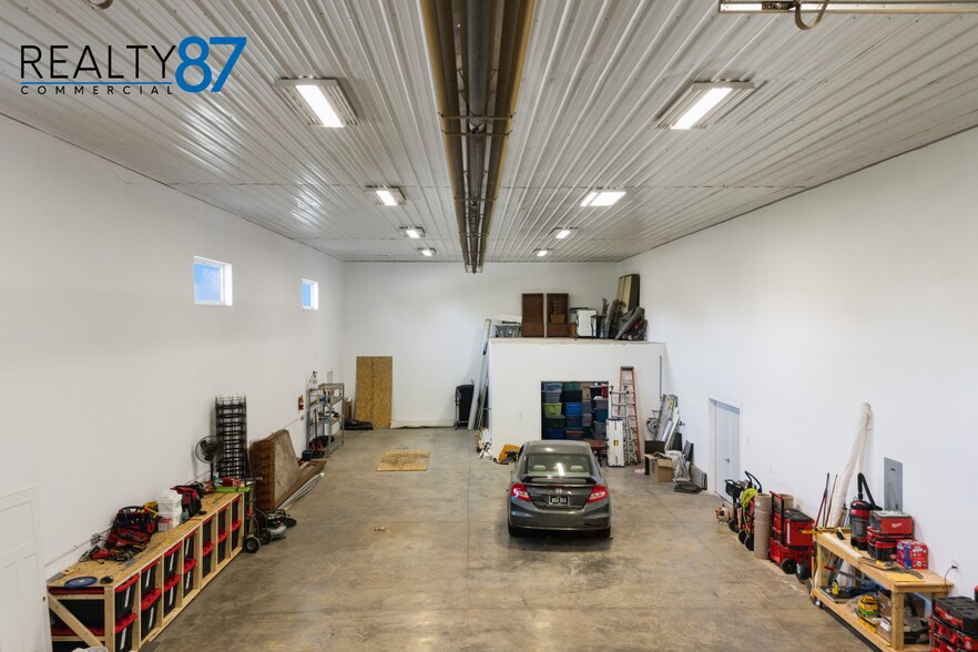 More Photos Of 2700 Stonegate Ct, Hiawatha Industrial For Sale