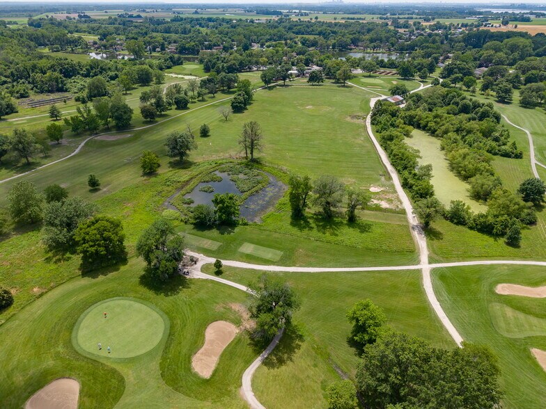 More Photos Of 200 Arlington Dr, Granite City Golf Course Driving Range For Sale