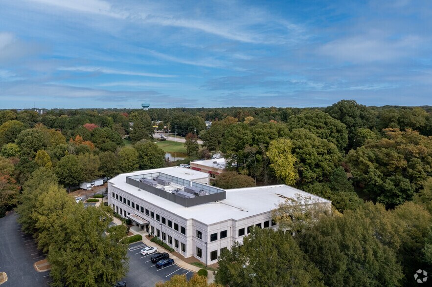 More Photos Of 201 Shannon Oaks Cir, Cary Coworking Space