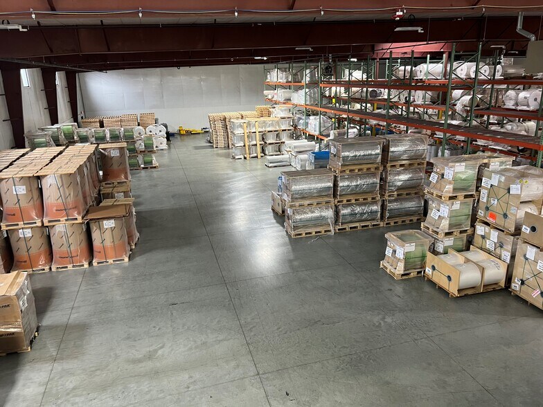 More Photos Of 1425 Nagel Blvd, Batavia Warehouse For Sale