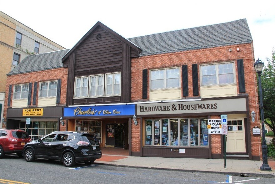 More Photos Of 17-21 Glen St, Glen Cove Storefront Retail Office For Lease