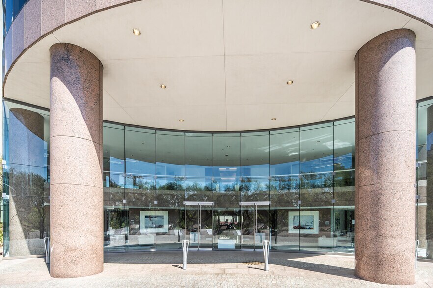 More Photos Of 3811 Turtle Creek Blvd, Dallas Office For Lease