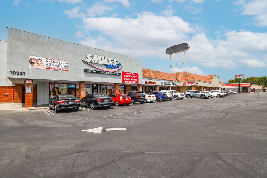 More Photos Of 10311-10359 Sepulveda Blvd, Mission Hills Unknown For Lease