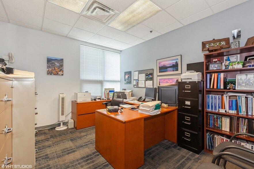 More Photos Of 4906 Main St, Lisle Office For Sale