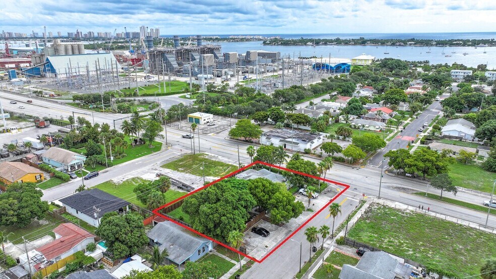 More Photos Of 5901 Broadway, West Palm Beach Apartments For Sale