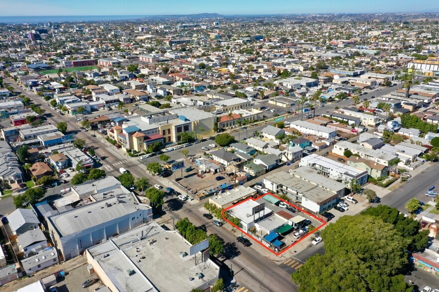 More Photos Of 3750 University Ave, San Diego Freestanding For Sale