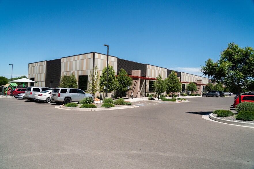 More Photos Of 1309 Mayfly Dr, Montrose Industrial For Lease