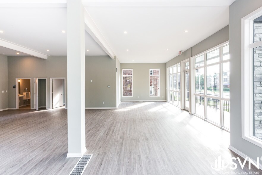 More Photos Of 451 S Ashland Ave, Lexington Storefront Retail Residential For Sale