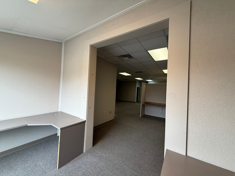 More Photos Of 21 Beech Grove Rd, Cullman General Retail For Sale