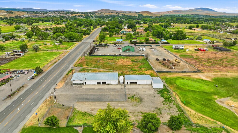 More Photos Of 2676 Van Giesen St, Richland Industrial For Sale