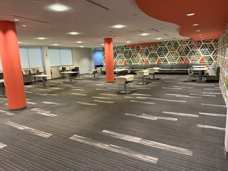 More Photos Of 4147 Eastern Ave SE, Wyoming Office For Sale