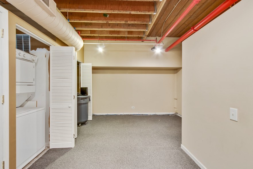 More Photos Of 1327 W Washington Blvd, Chicago Loft Creative Space For Lease