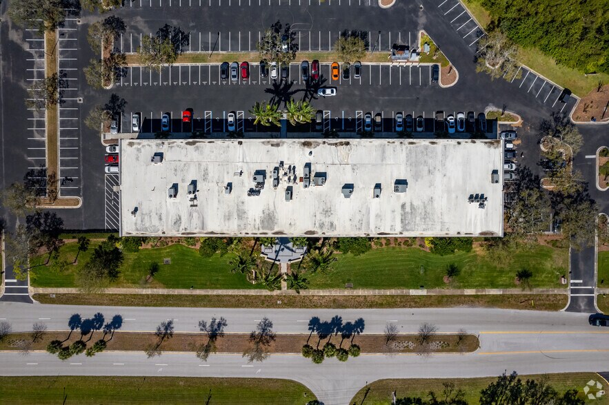 More Photos Of 9500 Koger Blvd N, Saint Petersburg Unknown For Lease