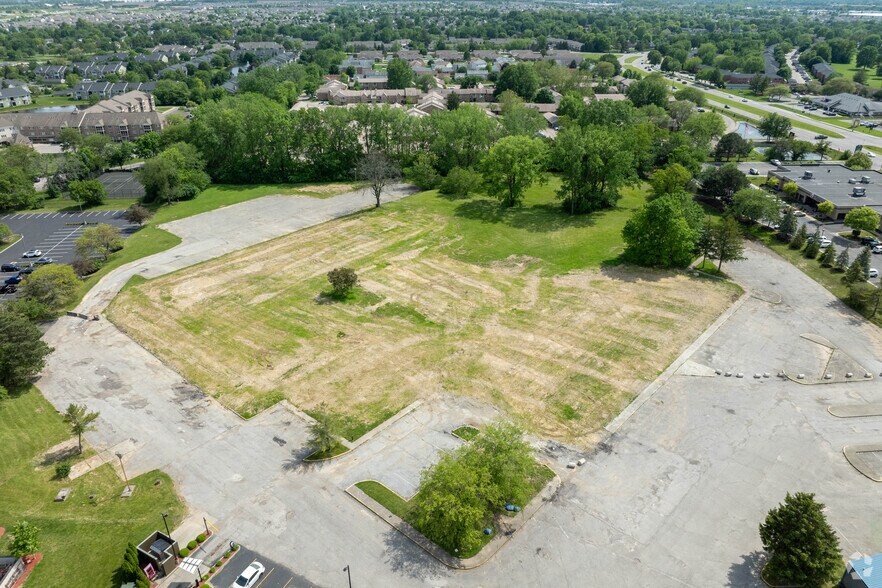 More Photos Of 1117 E Main St, Greenwood Land For Sale