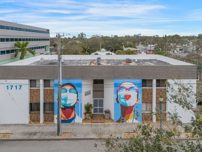 More Photos Of 1717 2nd St, Sarasota Office For Lease