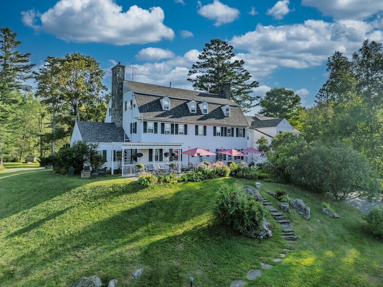 More Photos Of 80 Guider Ln, Bethlehem Hotel For Sale