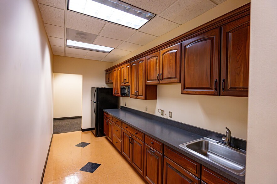 More Photos Of 255 Washington Avenue Ext, Albany Office For Lease