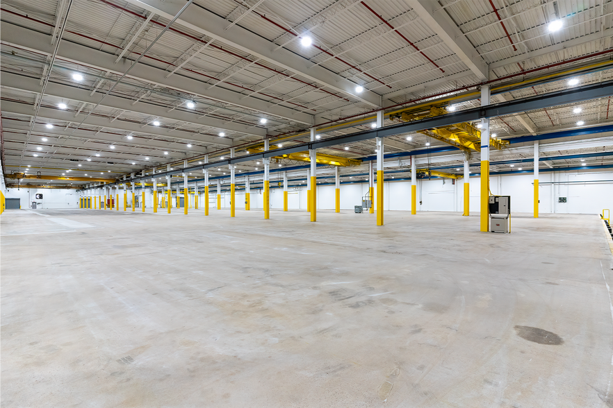 More Photos Of 9000 River Rd, Pennsauken Manufacturing For Lease