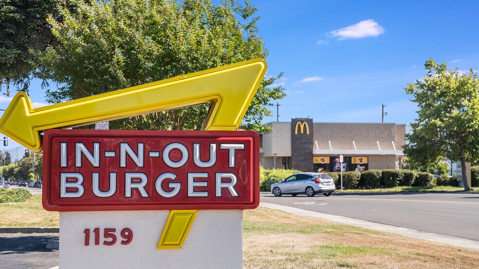 More Photos Of 1030 N Rengstorff Ave, Mountain View Unknown For Lease