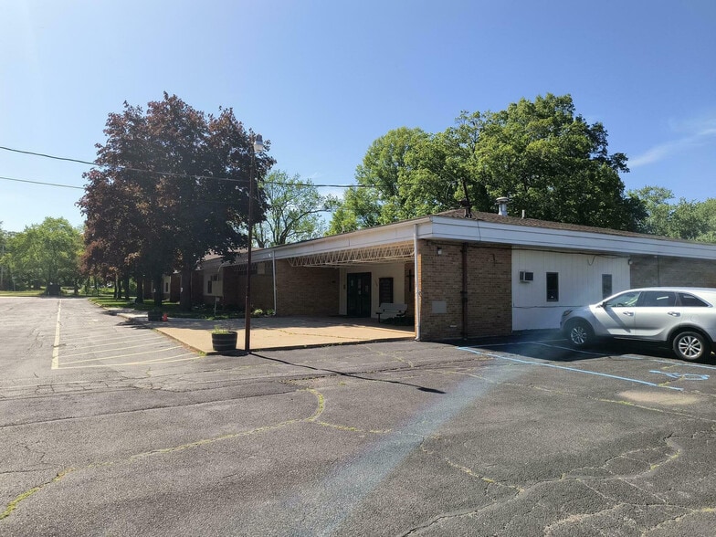 More Photos Of 1150 W 49th Ave, Gary Schools For Sale