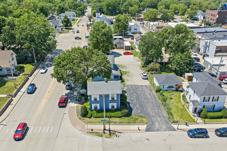 More Photos Of 55 S Madison St, Oswego Office For Sale