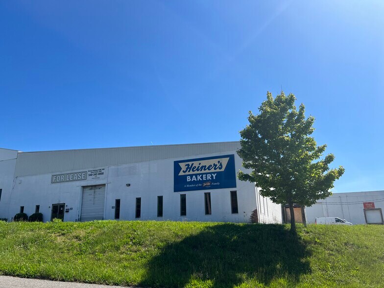 Primary Photo Of 2015 Lukens St NE, Roanoke Warehouse For Lease