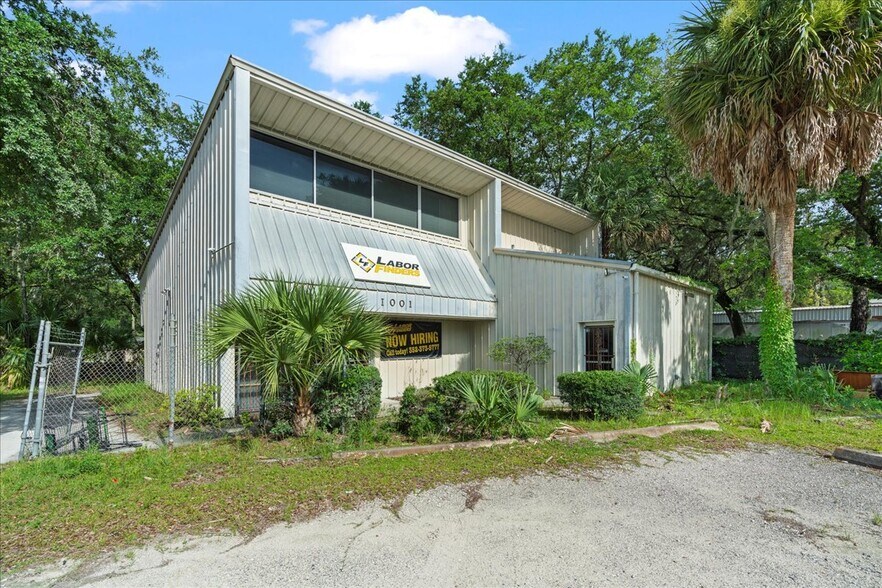 More Photos Of 1001 NE Waldo Rd, Gainesville Office For Sale