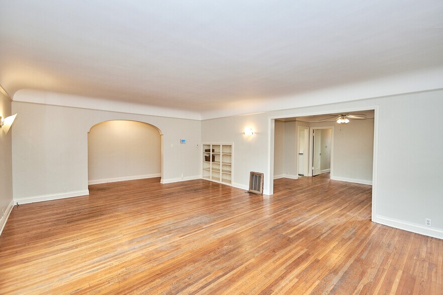 More Photos Of 6669 De Longpre Ave, Los Angeles Apartments For Sale