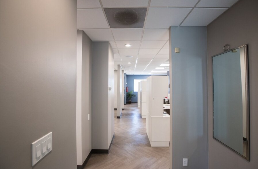 More Photos Of 12849 Magnolia Blvd, Van Nuys Medical For Sale