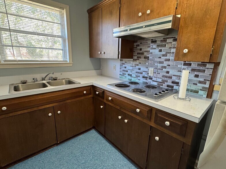 More Photos Of 201 Short St, Kingstree Office Residential For Sale