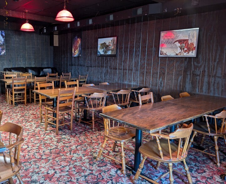 More Photos Of 219 1/2 Tompkins St, Cortland Freestanding For Sale