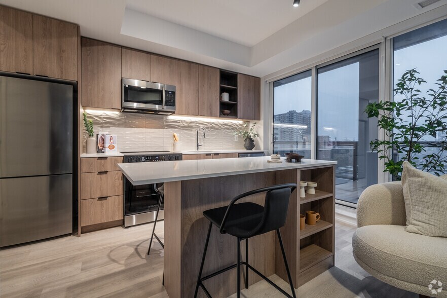 More Photos Of 400 Albert St, Ottawa Apartments For Lease