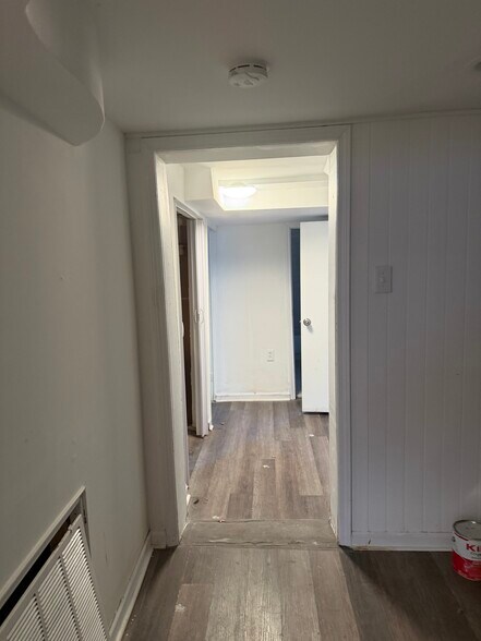 More Photos Of 2401 Huntington Ave, Alexandria Office For Sale