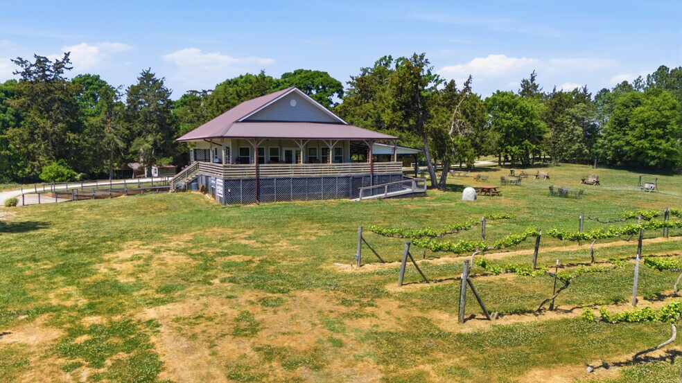 More Photos Of 1650 Dusty Rd, Newberry Winery Vineyard For Sale